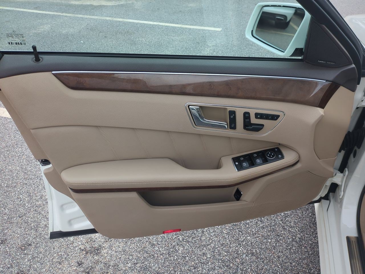 Used 2010 Mercedes-Benz E 350 Sedan image 13