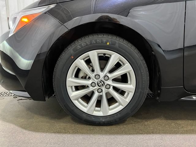 Certified 2024 Toyota Corolla XLE FWD image 23