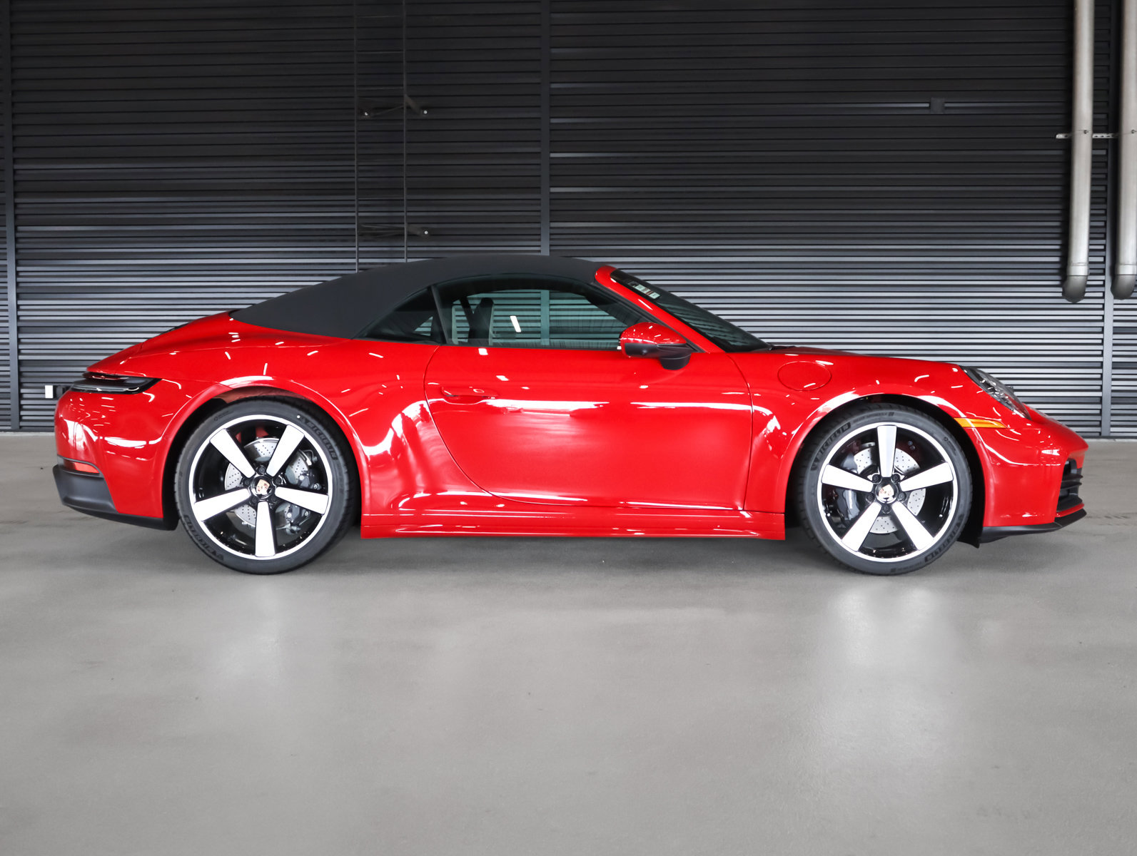 Used 2026 Porsche 911 Carrera image 12