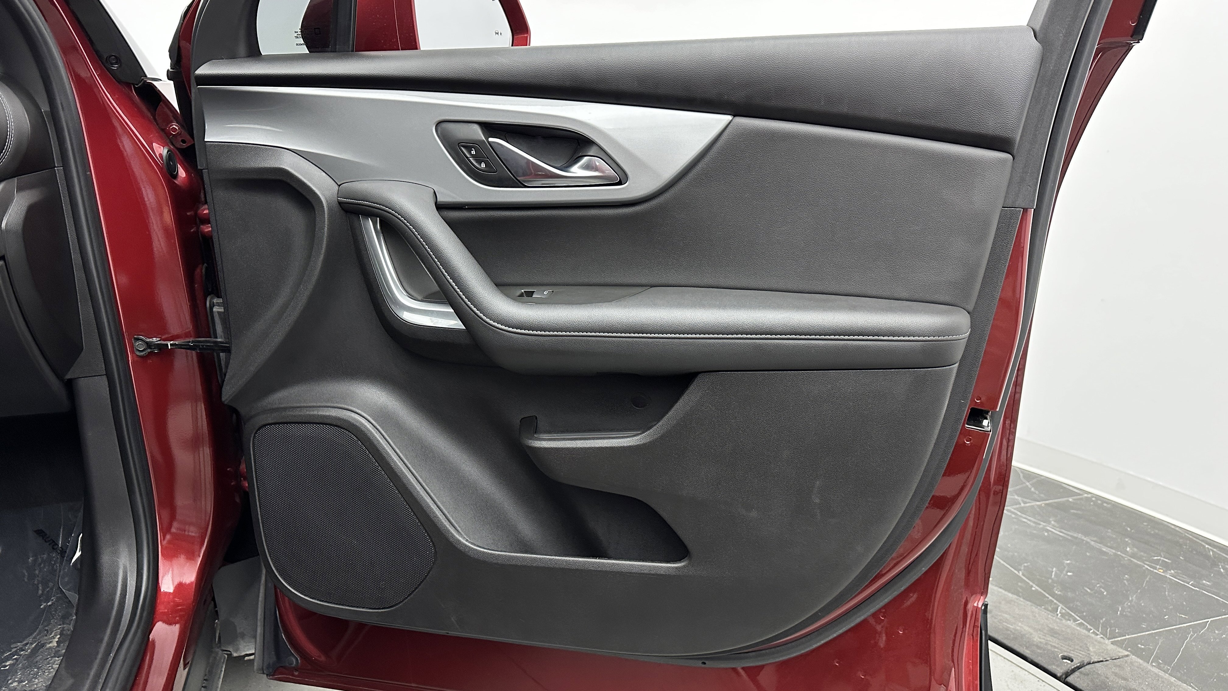 Used 2019 Chevrolet Blazer LT image 33