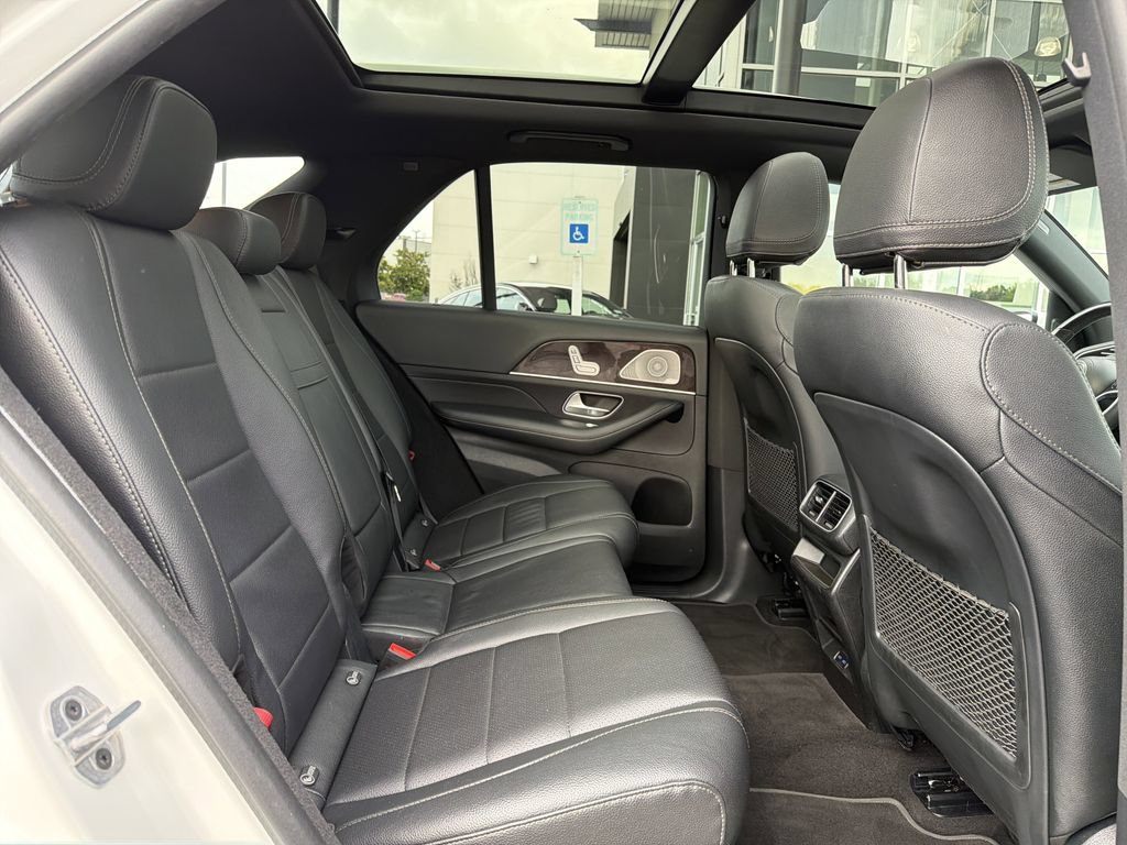 Certified 2024 Mercedes-Benz GLE 350 4MATIC w/ 3rd Row Seat Package image 16