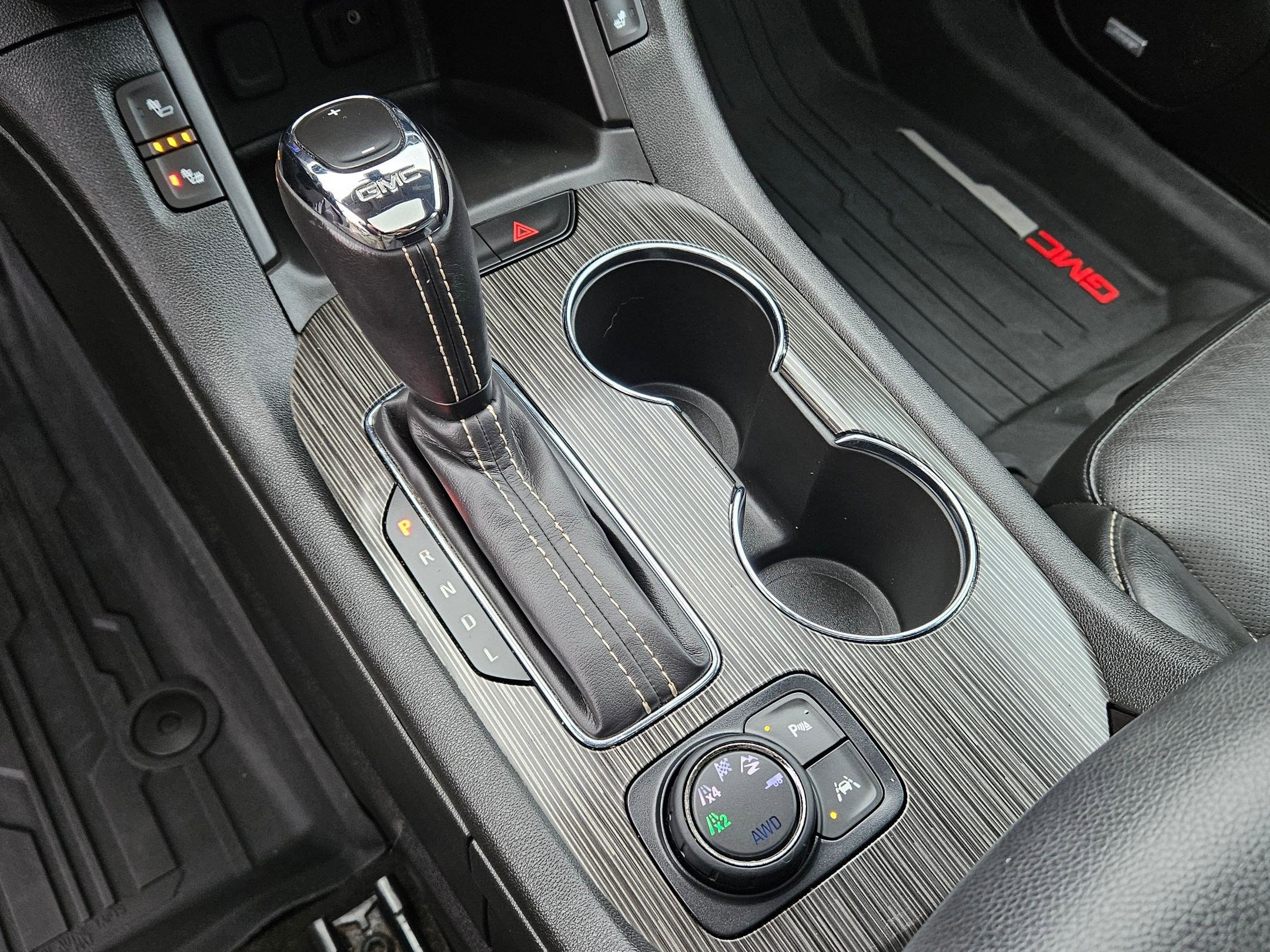 Used 2019 GMC Acadia SLT image 30