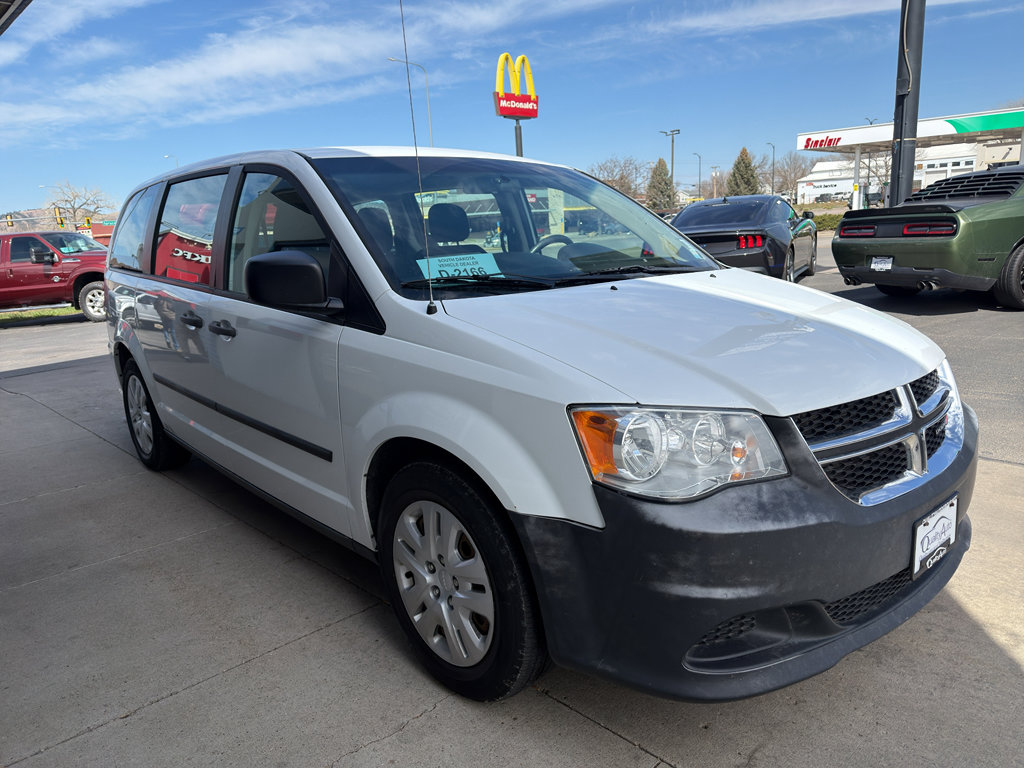 Used 2015 Dodge Grand Caravan American Value Package FWD image 4