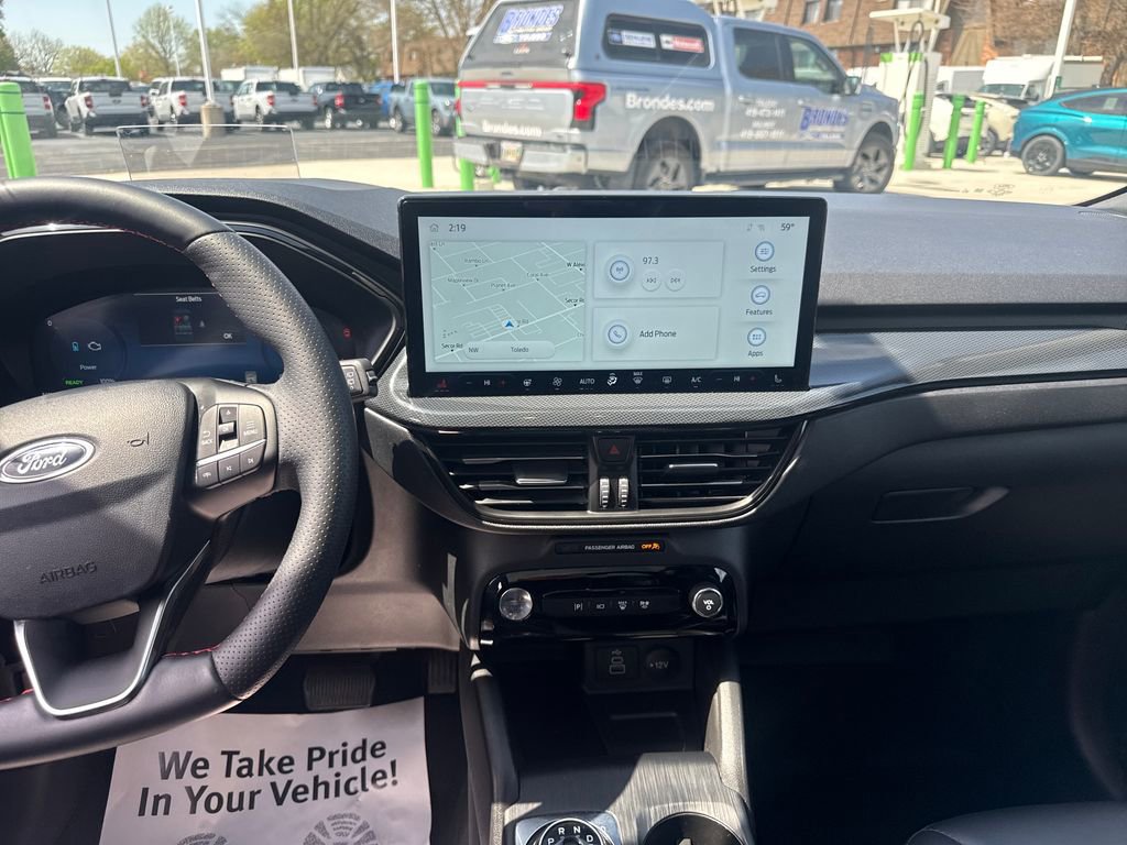 Used 2025 Ford Escape ST-Line Elite w/ Premium Technology Package AWD/4WD image 22