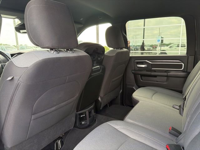 Used 2024 RAM 3500 Big Horn AWD/4WD image 17