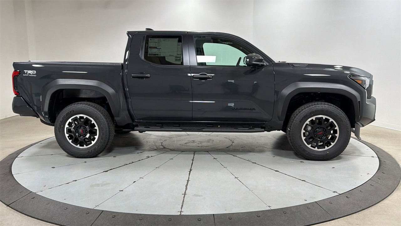 New 2026 Toyota Tacoma TRD Off-Road image 6