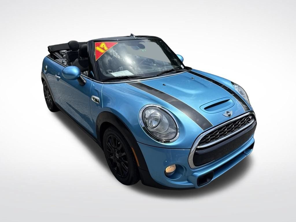Used 2017 MINI Cooper S FWD image 3