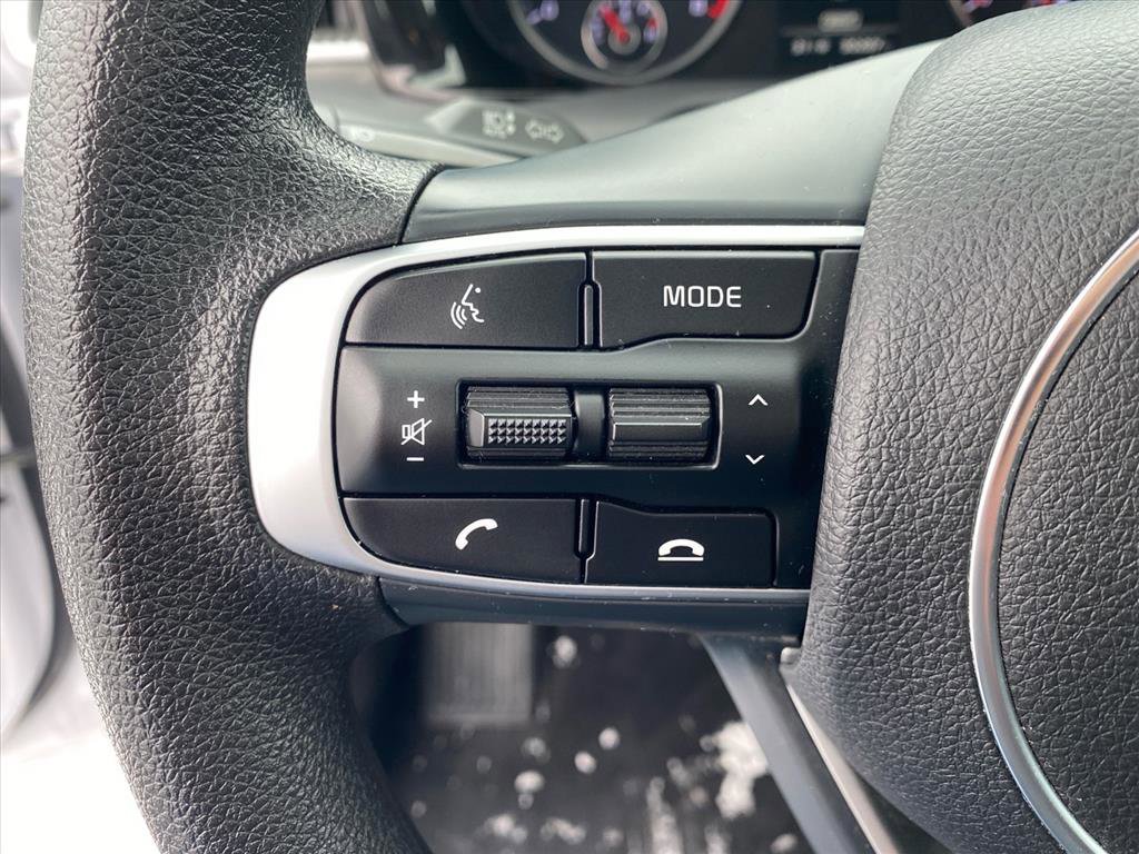 Used 2023 Kia K5 LXS image 13