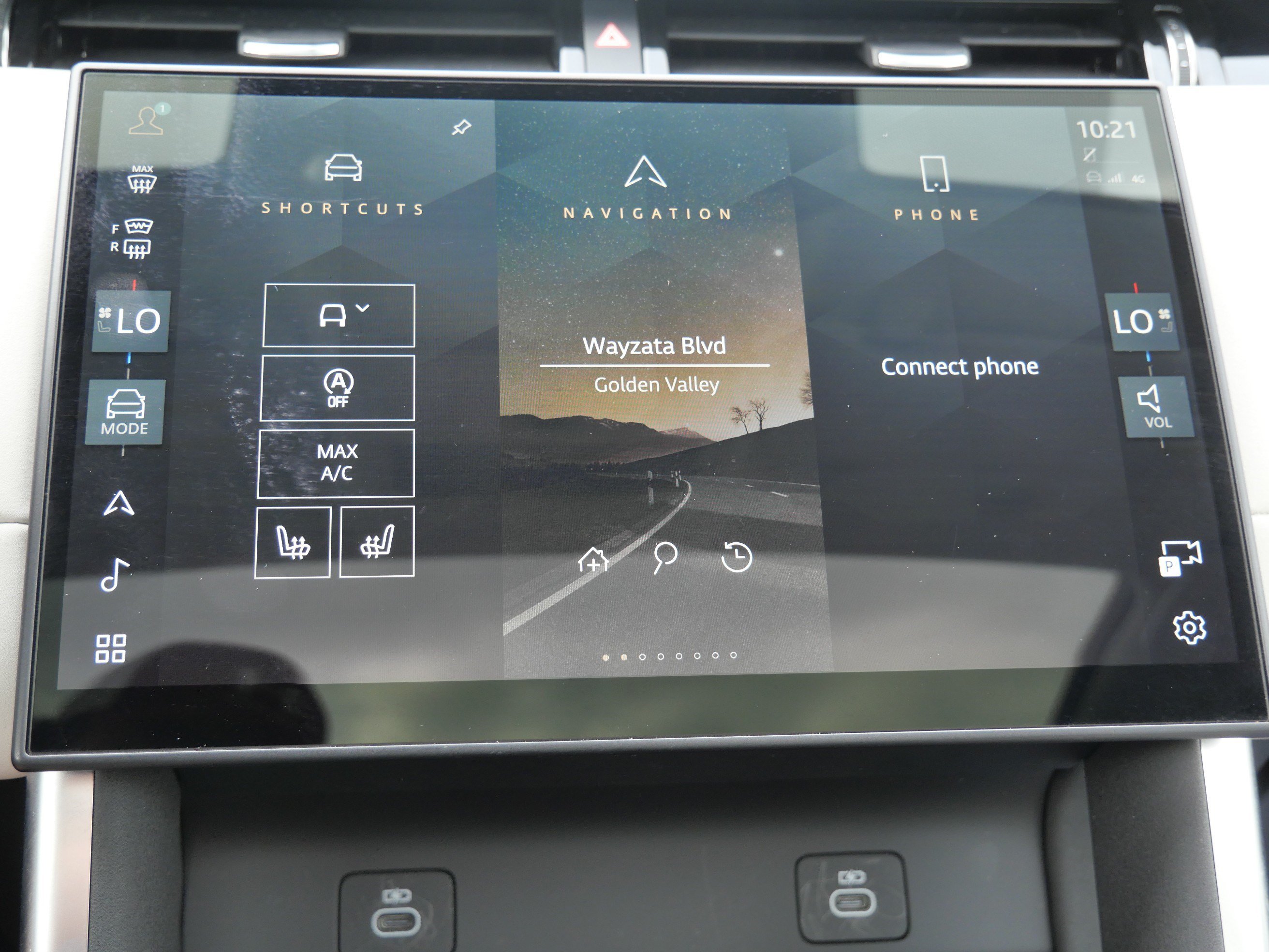 Certified 2025 Land Rover Discovery Sport S AWD/4WD image 24