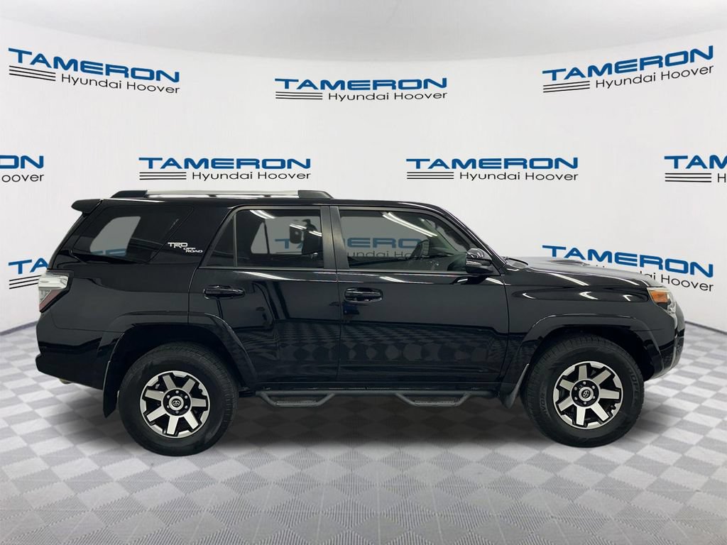 Used 2018 Toyota 4Runner TRD Off-Road Premium AWD/4WD image 6