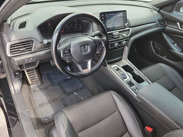 Used 2020 Honda Accord Sport image 2