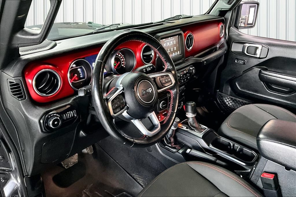 Used 2021 Jeep Wrangler Unlimited Rubicon w/ LED Lighting Group AWD/4WD image 17