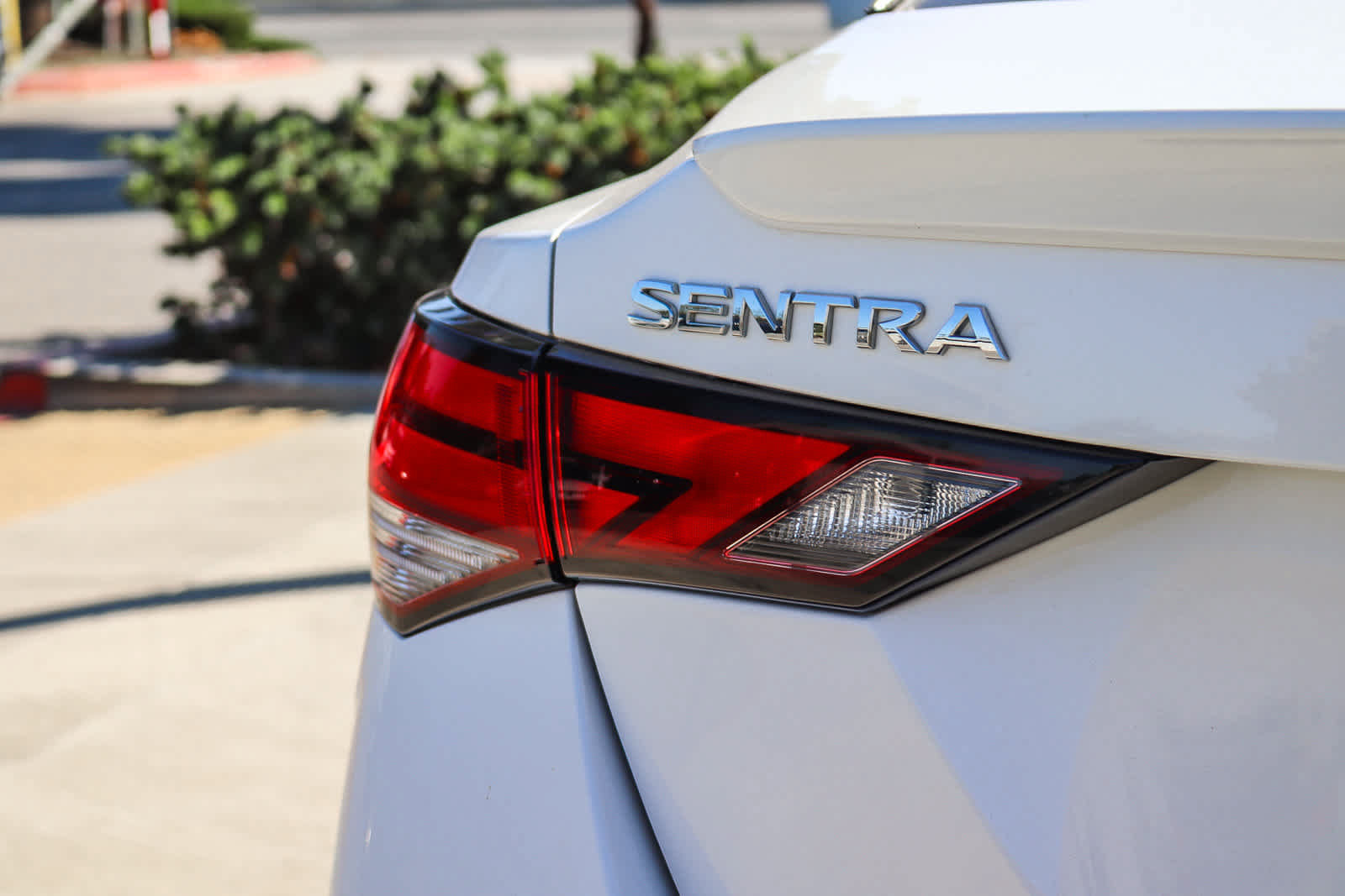 Used 2020 Nissan Sentra SV FWD image 7