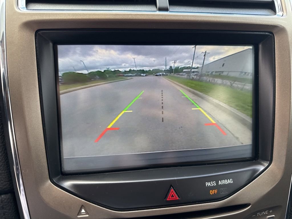 Used 2015 Lincoln MKX AWD w/ Equipment Group 102A image 8