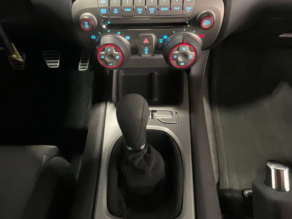 Used 2015 Chevrolet Camaro Z/28 RWD image 54