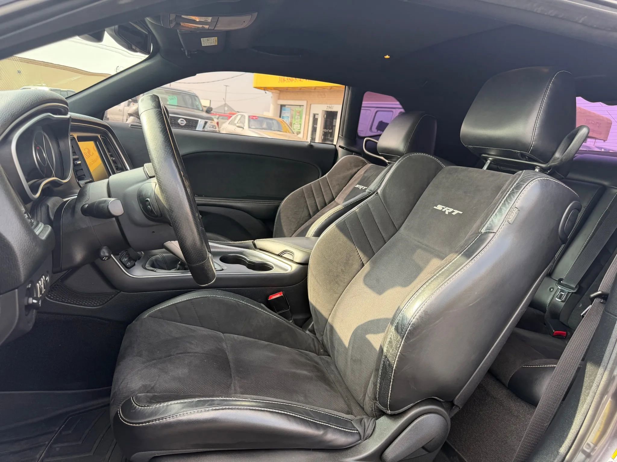 Used 2015 Dodge Challenger SRT w/ Technology Group RWD image 7