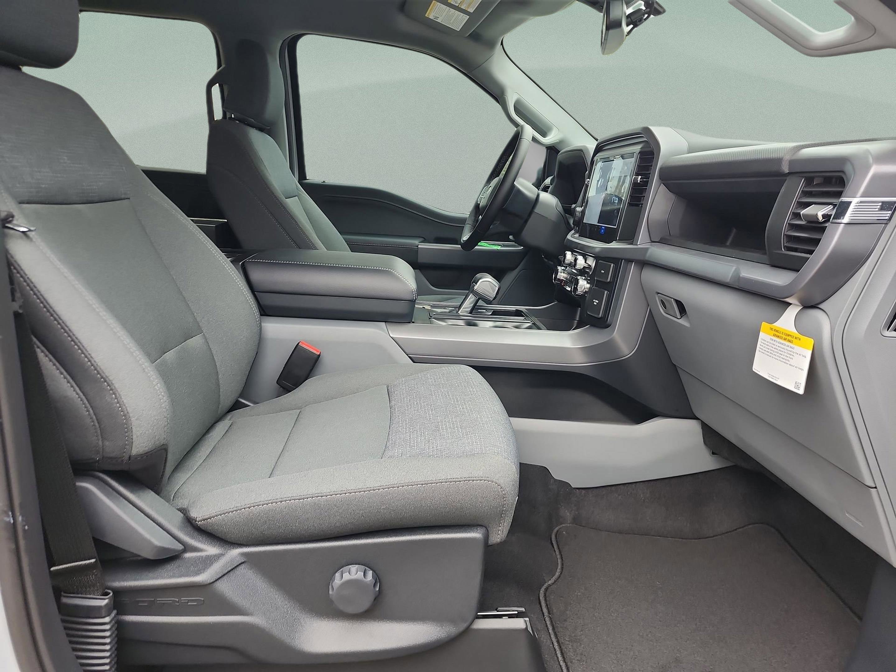 New 2025 Ford F150 Lightning XLT image 18