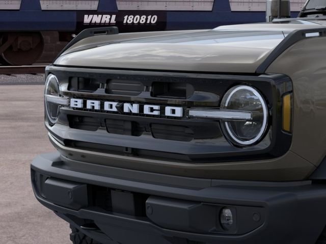 New 2026 Ford Bronco Outer Banks AWD/4WD image 19