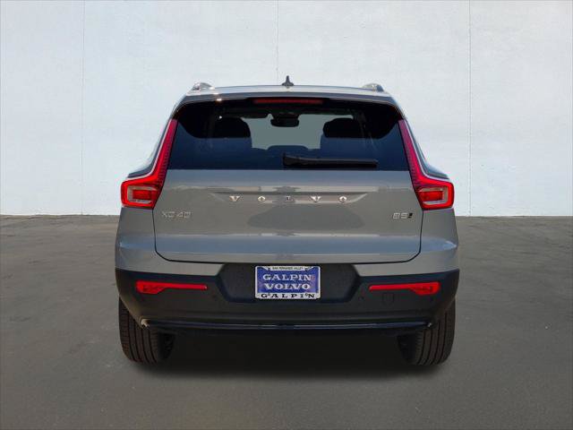 New 2026 Volvo XC40 B5 Ultra w/ Climate Package AWD/4WD image 5