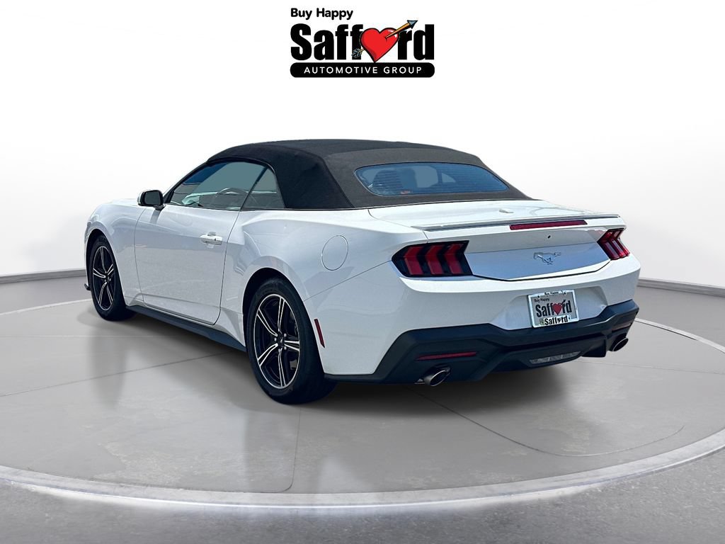 Used 2025 Ford Mustang Premium RWD image 5