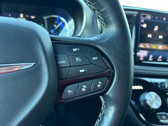 Used 2021 Chrysler Pacifica Touring-L w/ S Appearance Package image 14