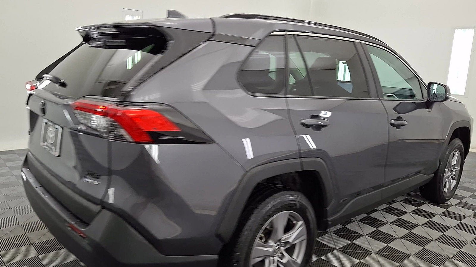 Certified 2025 Toyota RAV4 XLE w/ Convenience Package AWD/4WD image 4