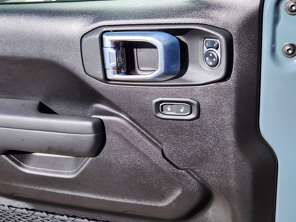 Used 2026 Jeep Wrangler Unlimited Sport AWD/4WD image 6