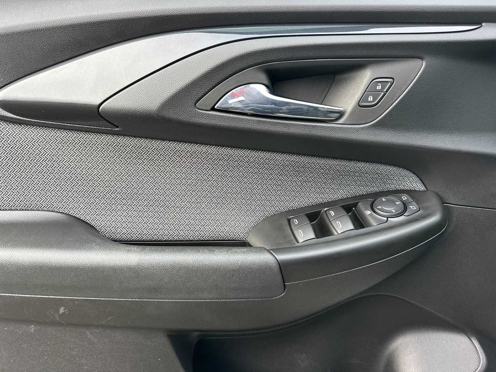 Used 2023 Chevrolet TrailBlazer LT image 11