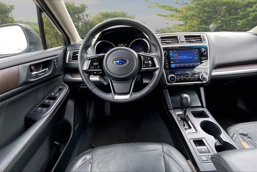 Used 2019 Subaru Outback 2.5i Limited AWD/4WD image 8