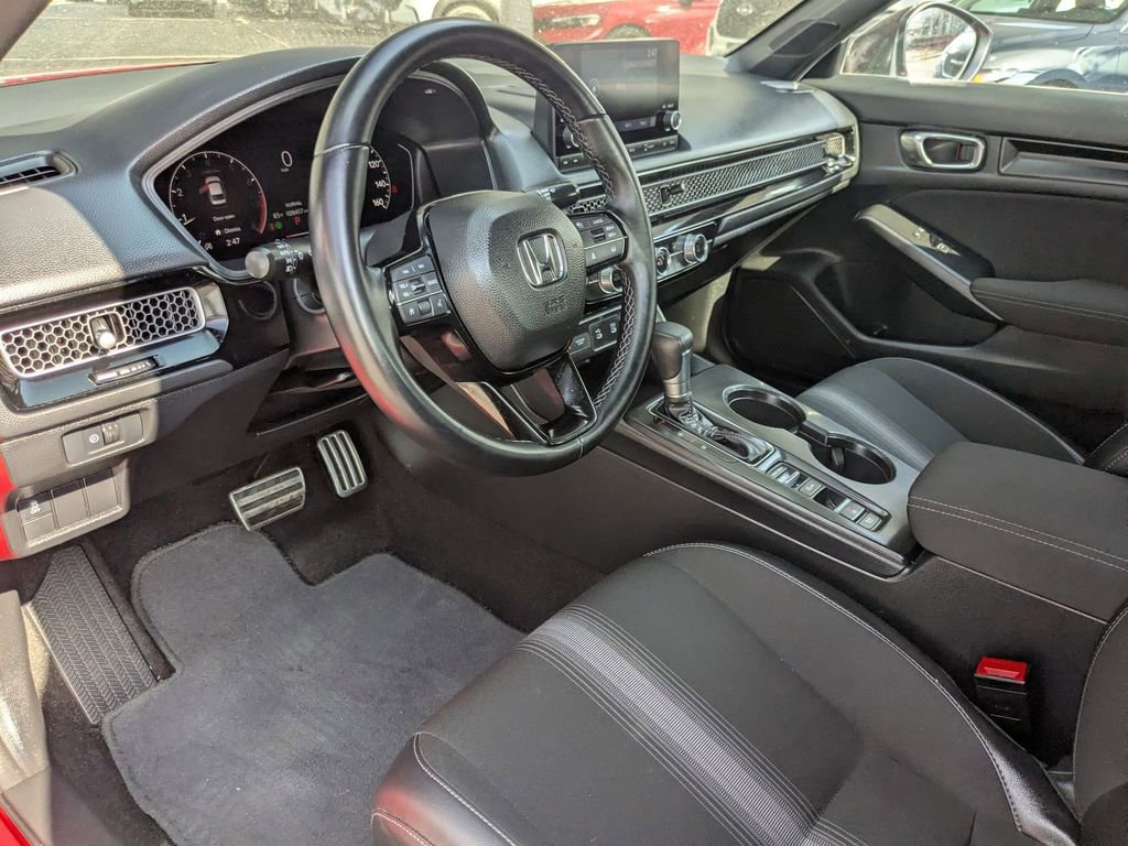Used 2025 Honda Civic Sport image 13