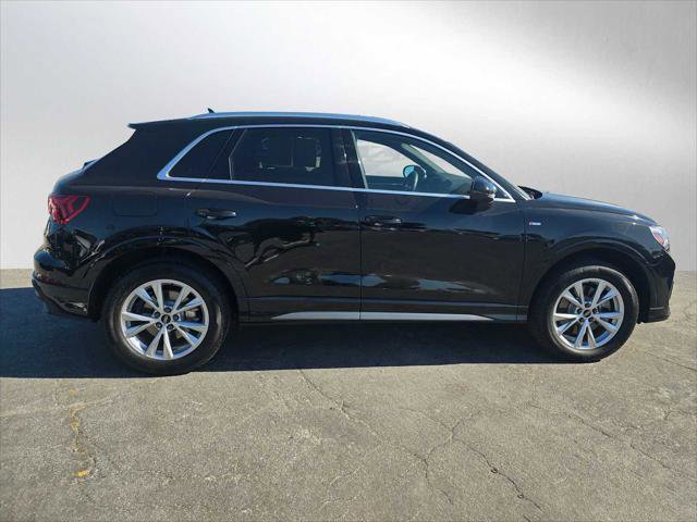 Certified 2024 Audi Q3 2.0T Premium image 2