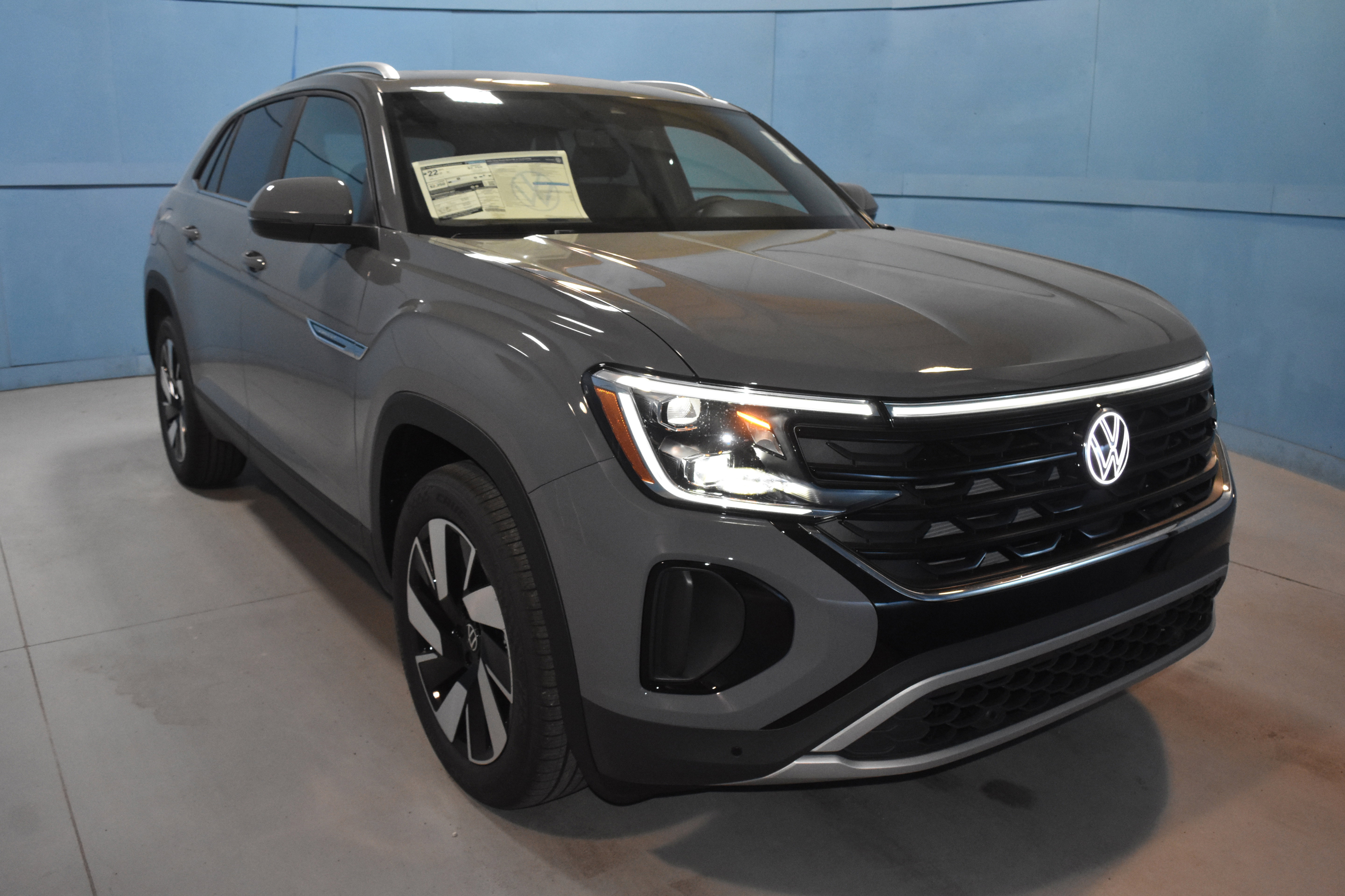 New 2026 Volkswagen Atlas Cross Sport SE AWD/4WD image 1