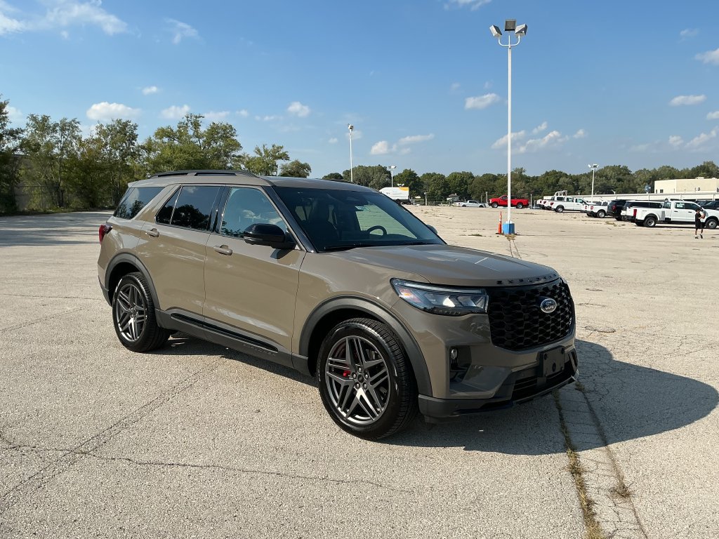 New 2026 Ford Explorer ST w/ Sun And Sound Package AWD/4WD image 7