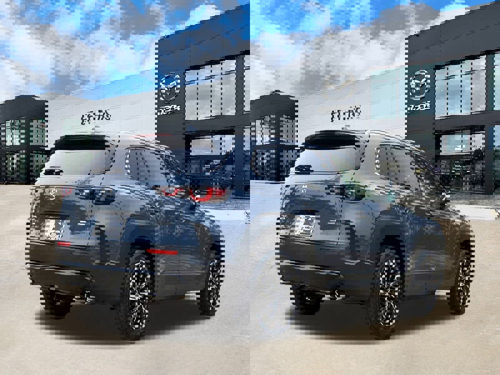 Certified 2025 MAZDA CX-50 2.5 Hybrid w/ Premium Plus Pkg image 3