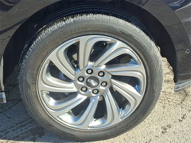 Certified 2024 Lincoln Navigator L Reserve AWD/4WD image 8