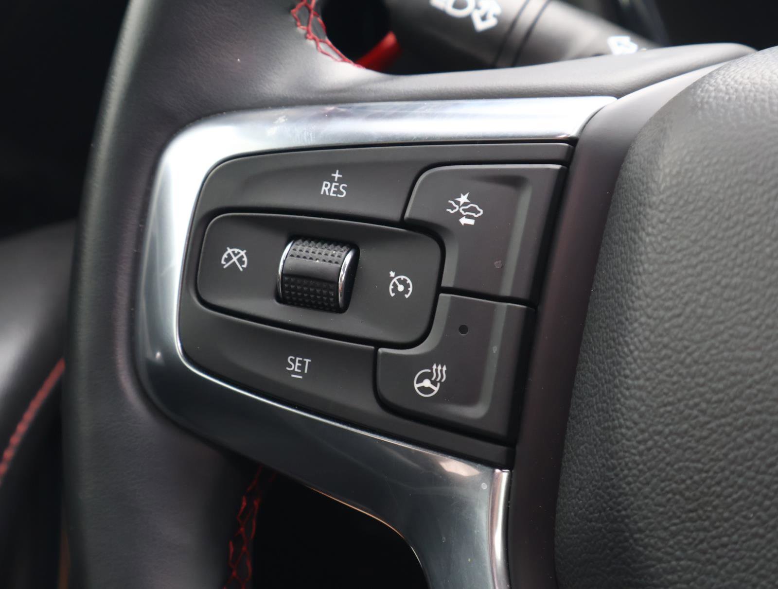 Used 2024 Cadillac Escalade ESV Luxury image 59