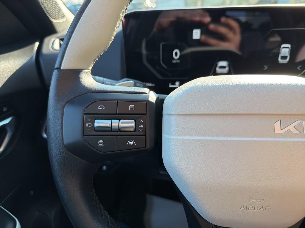 Used 2025 Kia K4 GT-Line w/ GT-Line Premium Package image 34