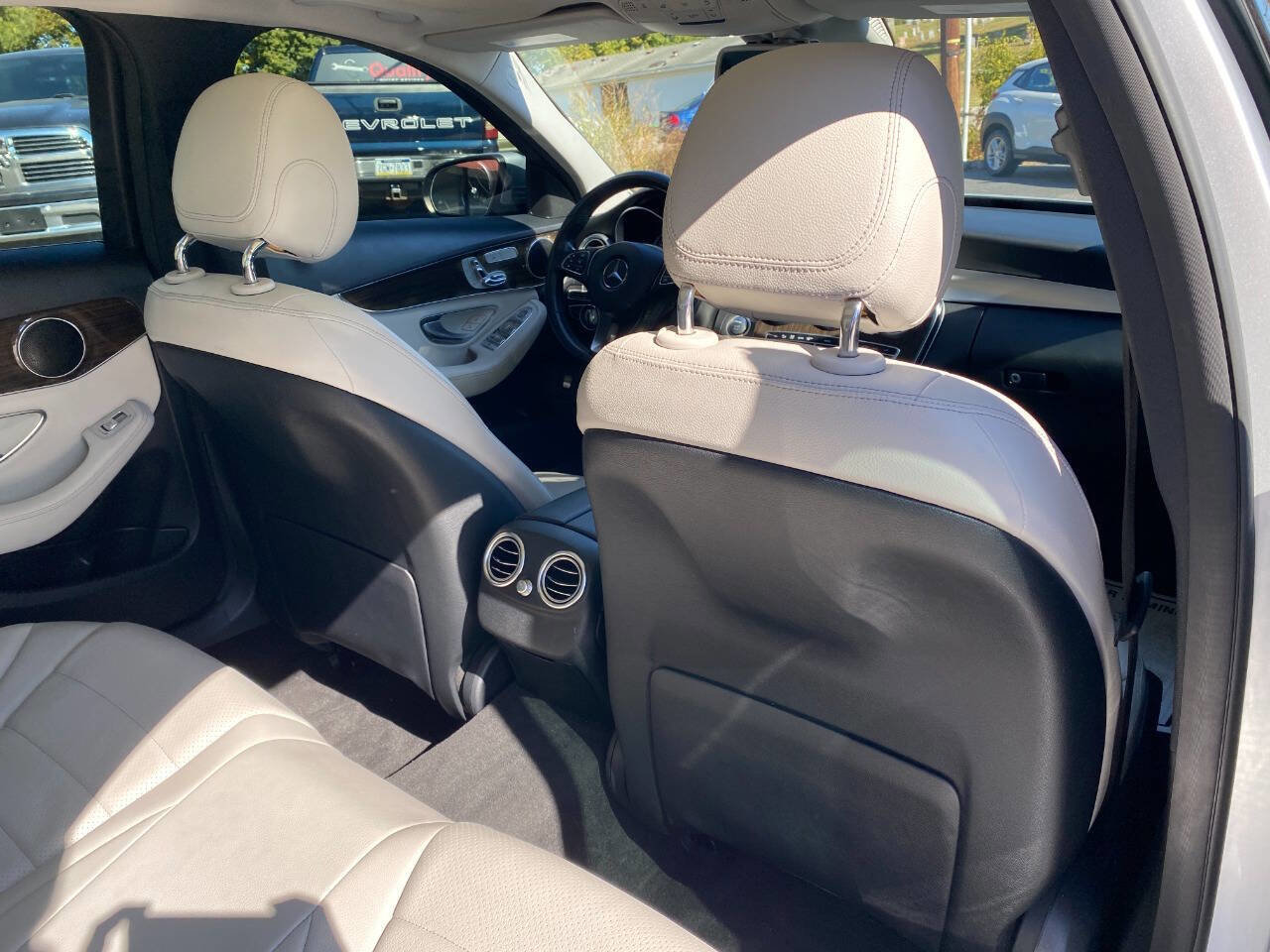 Used 2017 Mercedes-Benz C 300 4MATIC Sedan w/ Premium 1 Package image 28