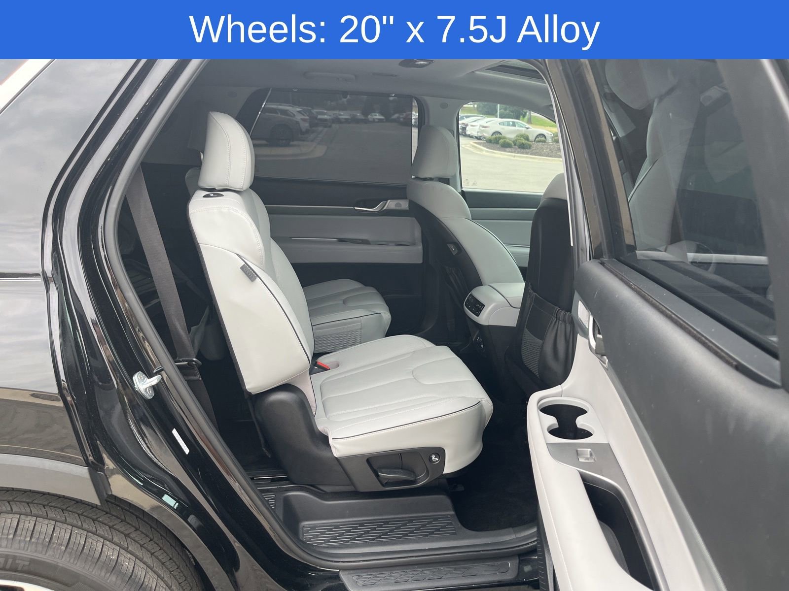 Used 2023 Hyundai Palisade SEL w/ Premium Package image 39