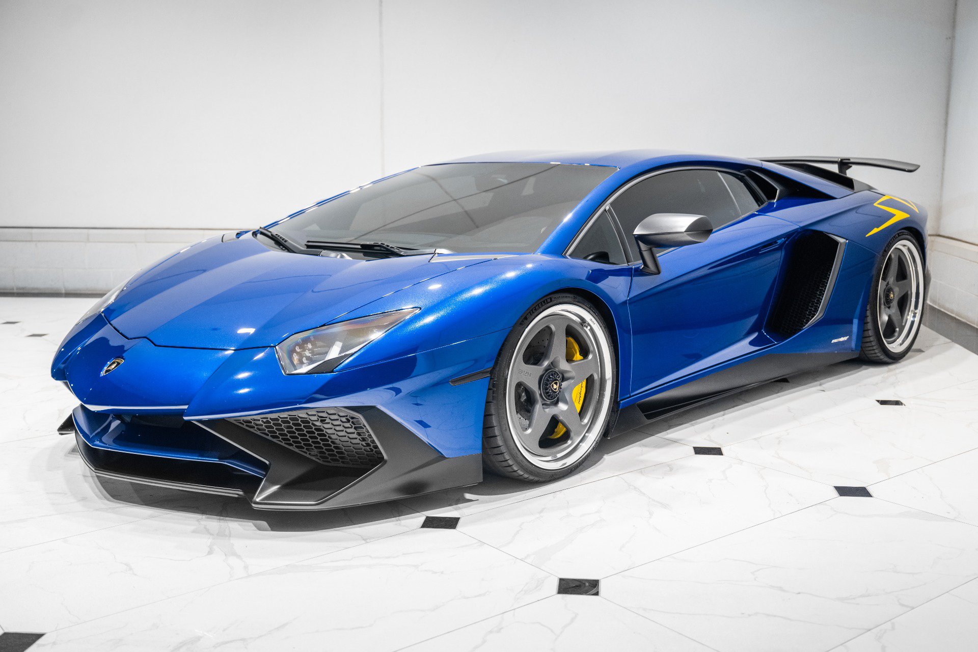 Used 2016 Lamborghini Aventador LP 750-4 Superveloce AWD/4WD image 5
