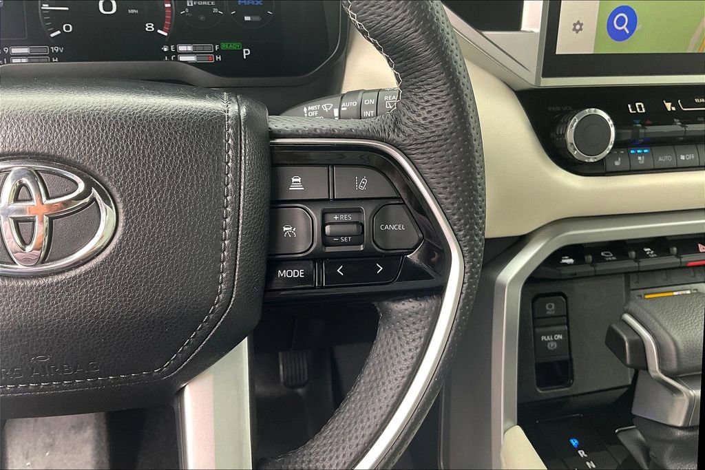 Used 2024 Toyota Sequoia Capstone image 11