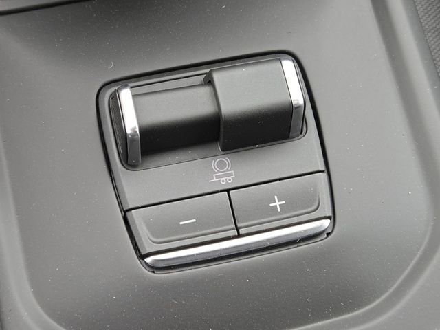 New 2026 GMC Sierra 1500 AT4 w/ Technology Package AWD/4WD image 9