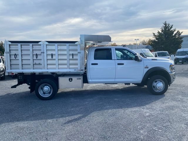 New 2026 RAM 5500 Tradesman w/ Chrome Appearance Group AWD/4WD image 9