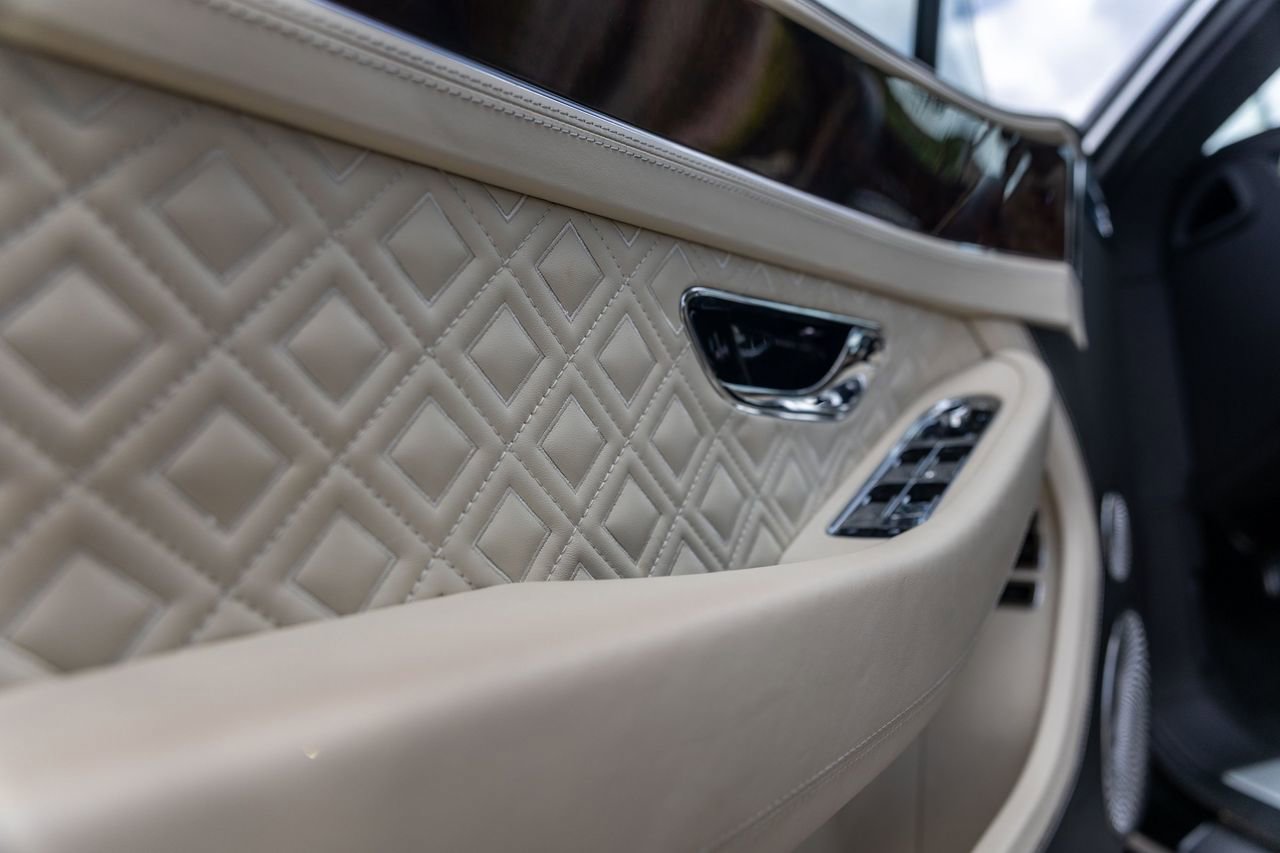 Used 2022 Bentley Continental GT AWD/4WD image 53