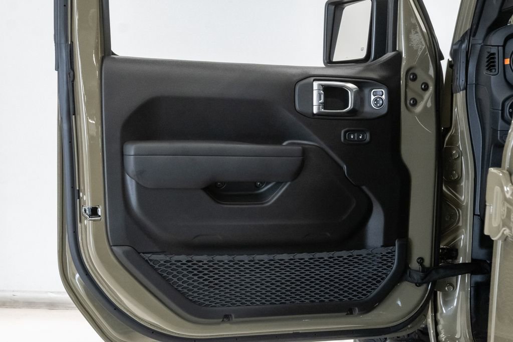 New 2026 Jeep Gladiator Mojave image 7