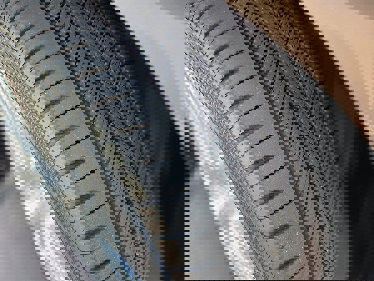 Used 2018 Toyota Camry XLE image 19