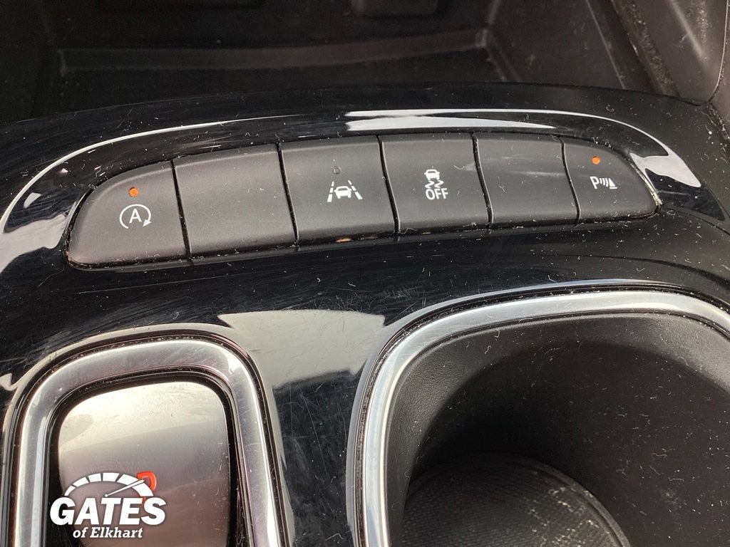 Used 2022 Buick Envision Preferred FWD image 28