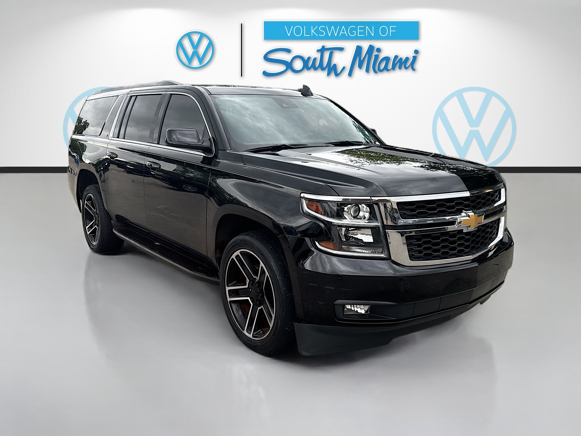 Used 2020 Chevrolet Suburban LT w/ Luxury Package