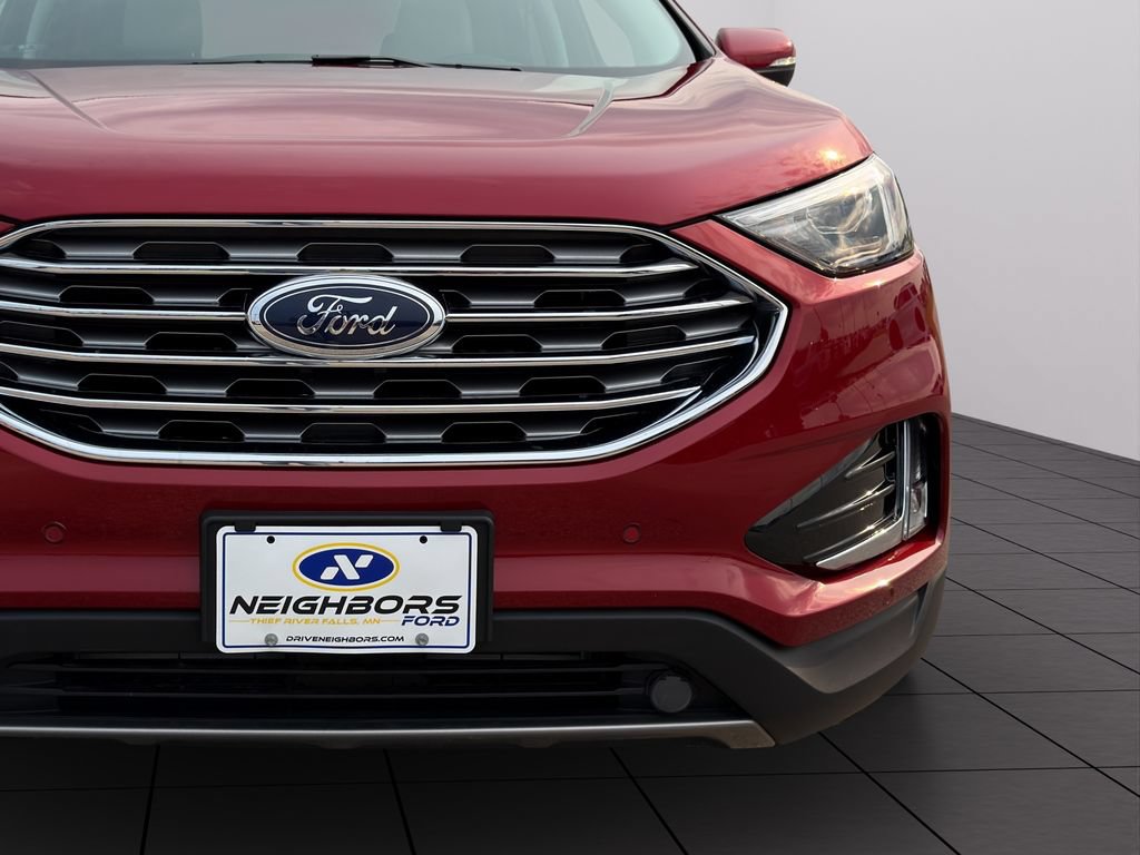 Used 2022 Ford Edge Titanium w/ Class II Trailer Tow Package AWD/4WD image 10