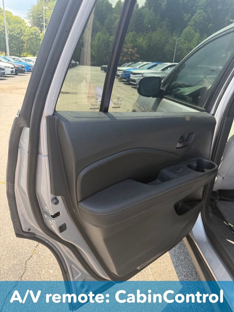 Used 2025 Honda Passport EX-L image 10